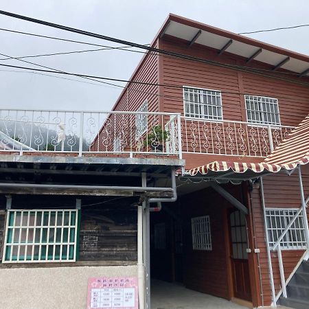 老老街 誠君民宿 Fenchihu Esterno foto