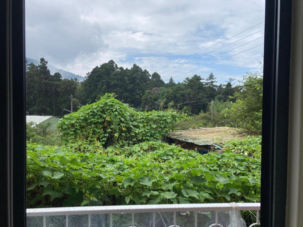 老老街 誠君民宿 Fenchihu Esterno foto