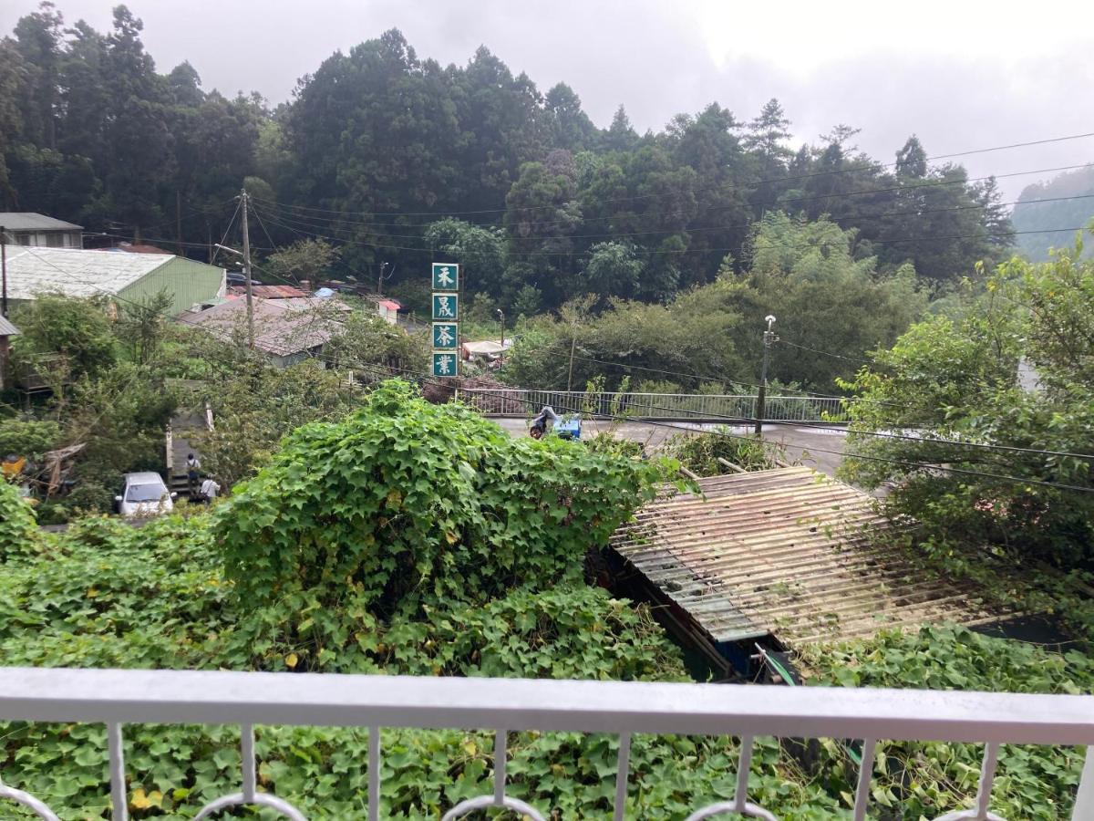 老老街 誠君民宿 Fenchihu Esterno foto