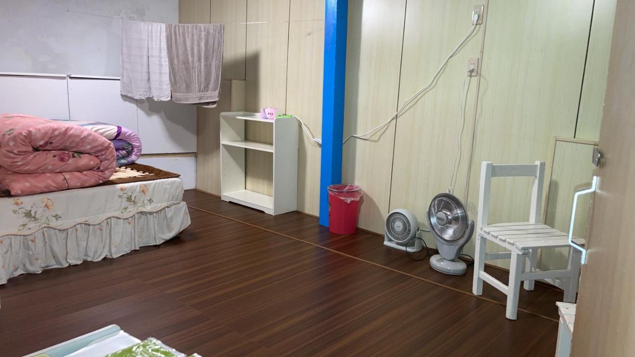 老老街 誠君民宿 Fenchihu Esterno foto
