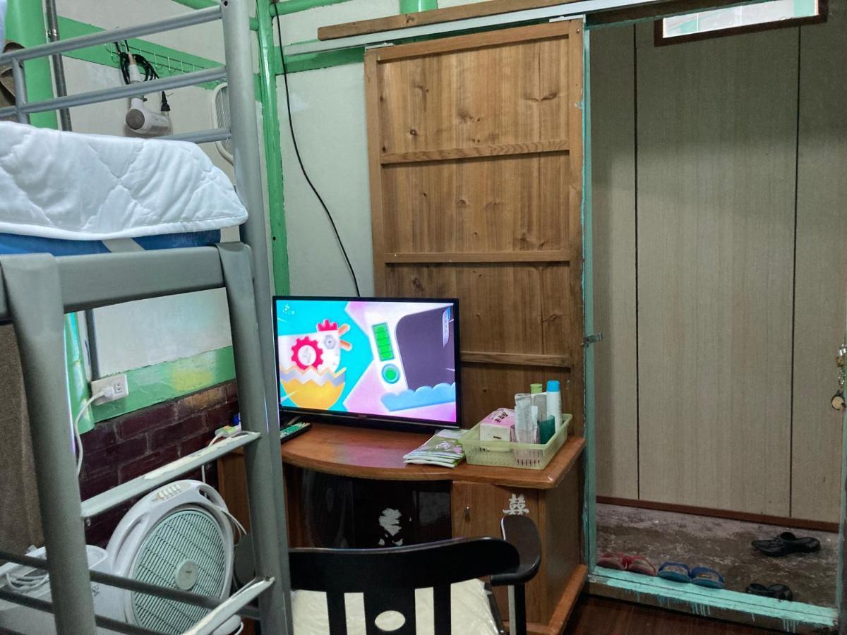 老老街 誠君民宿 Fenchihu Esterno foto